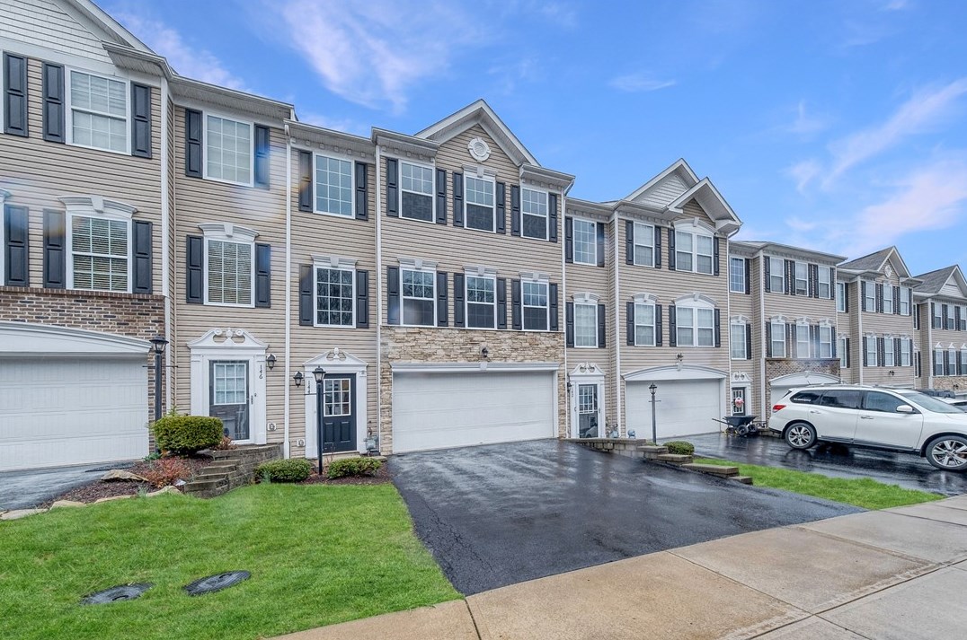 144 Rylie Dr, Harmony, PA 16037-7765
