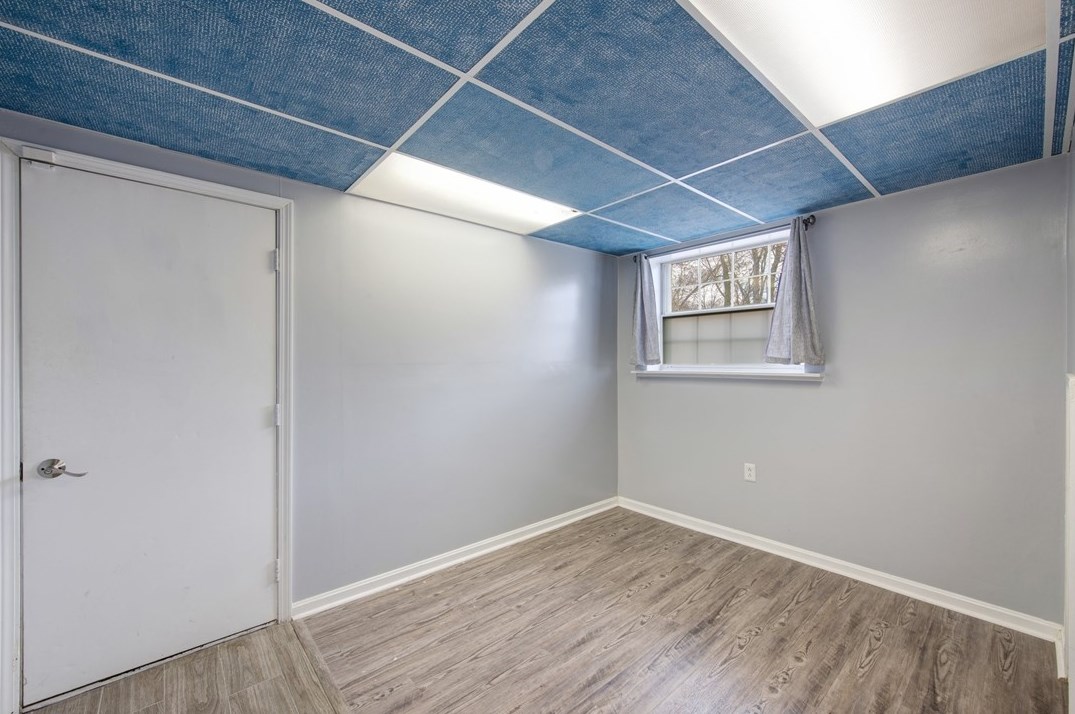 11 Pine St, Washington PA  15301-3579 exterior