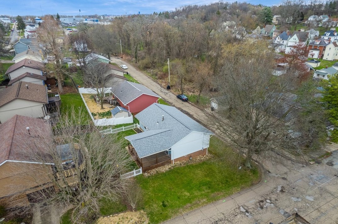 11 Pine St, Washington PA  15301-3579 exterior