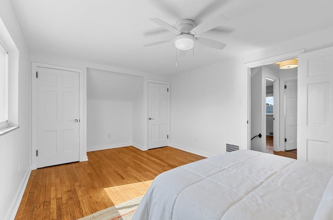 1365 Hawthorne St, Pittsburgh PA 15201-2048 exterior