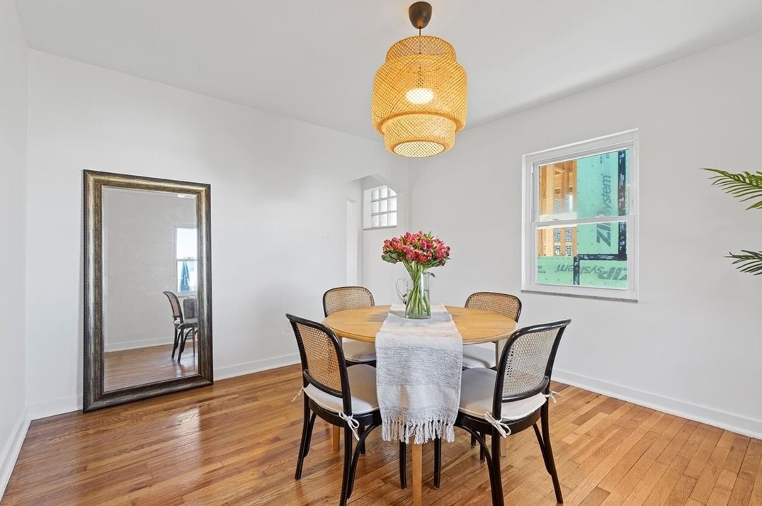 1365 Hawthorne St, Pittsburgh PA 15201-2048 exterior