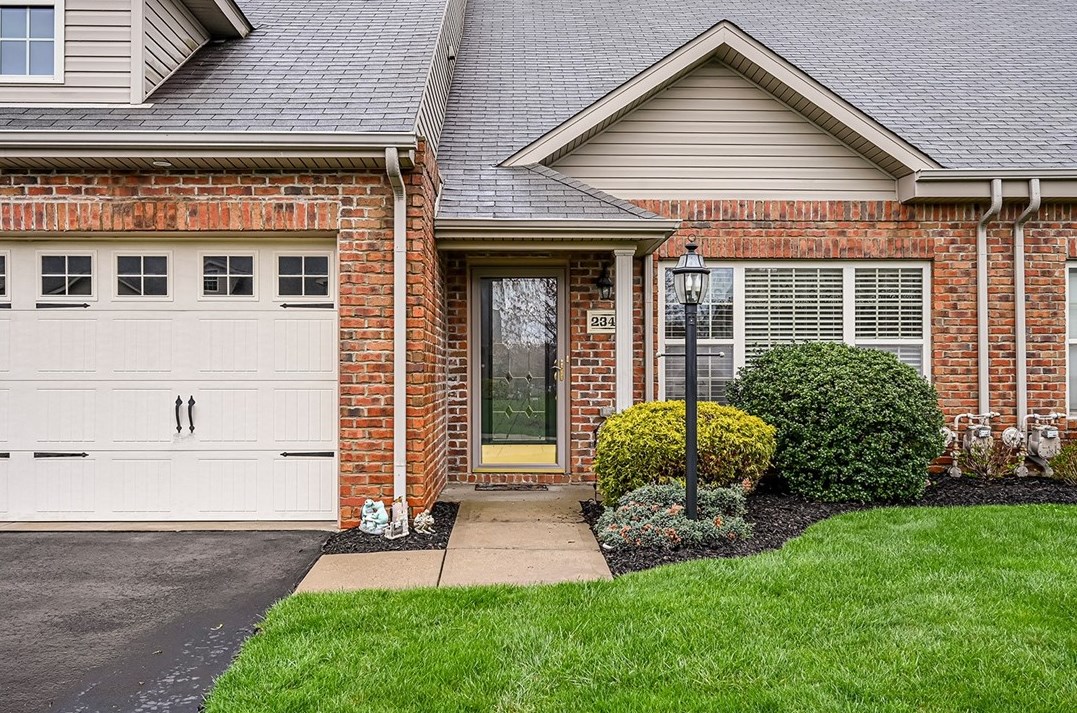 2344 Wheatland Cir, Delmont, PA 15626