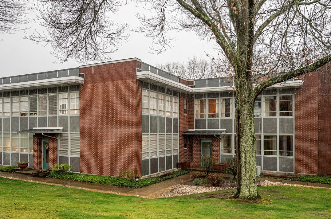 626 Park Ln, Greensburg, PA 15601