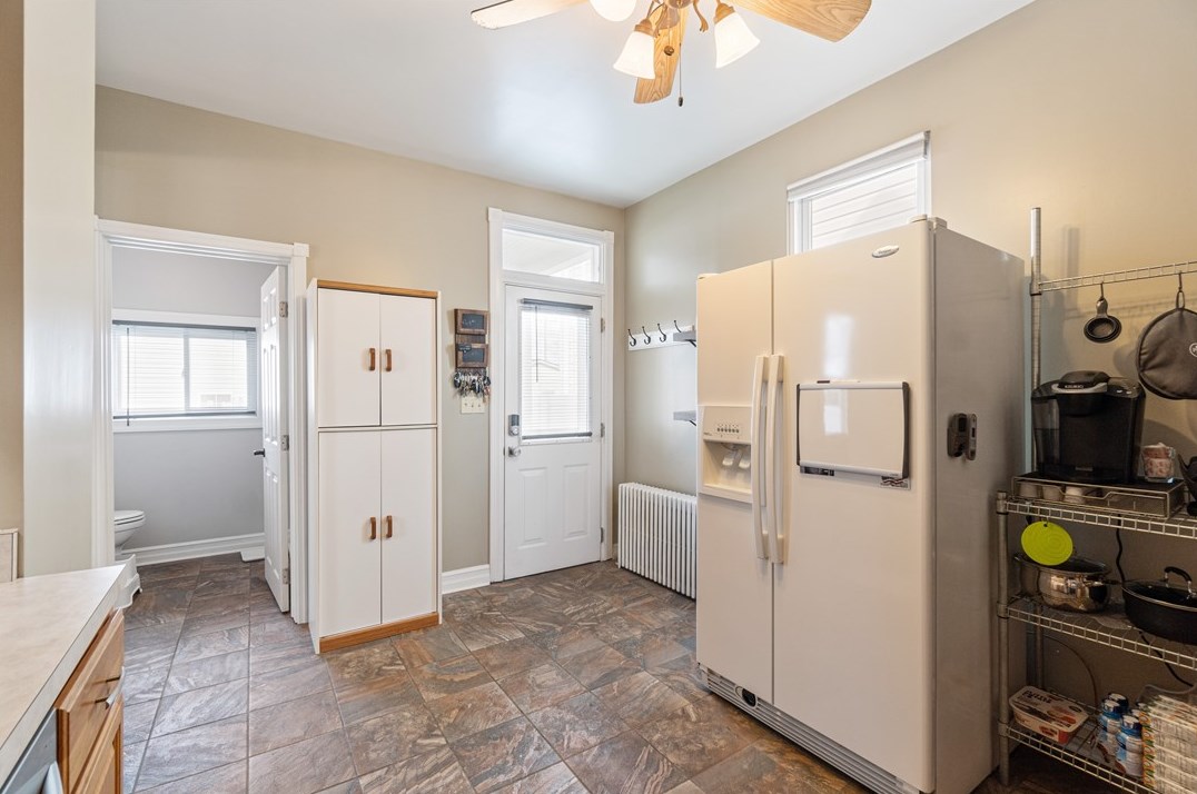 145 Blackhawk St, Pittsburgh PA 15218-2322 exterior