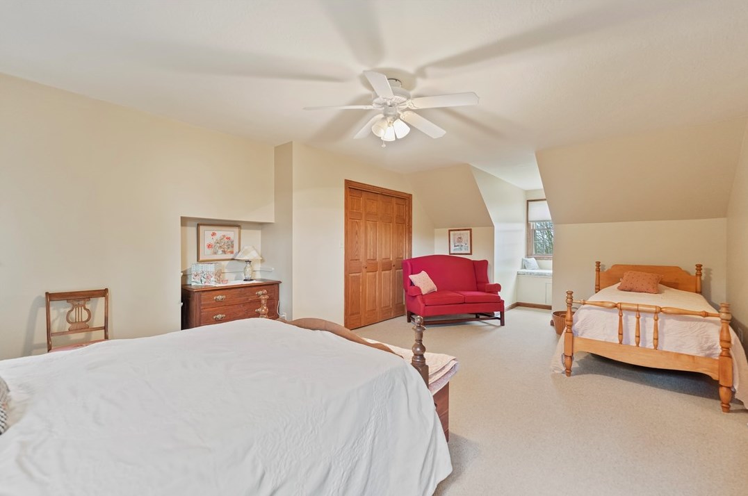 111 Red Brush Trl, Harmony PA  16037-8223 exterior