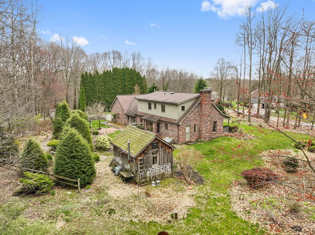 111 Red Brush Trl, Harmony PA  16037-8223 exterior