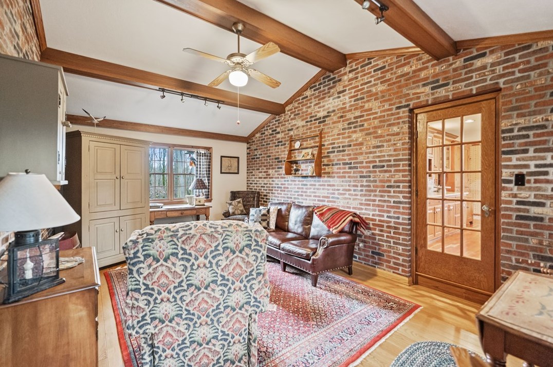 111 Red Brush Trl, Harmony PA  16037-8223 exterior