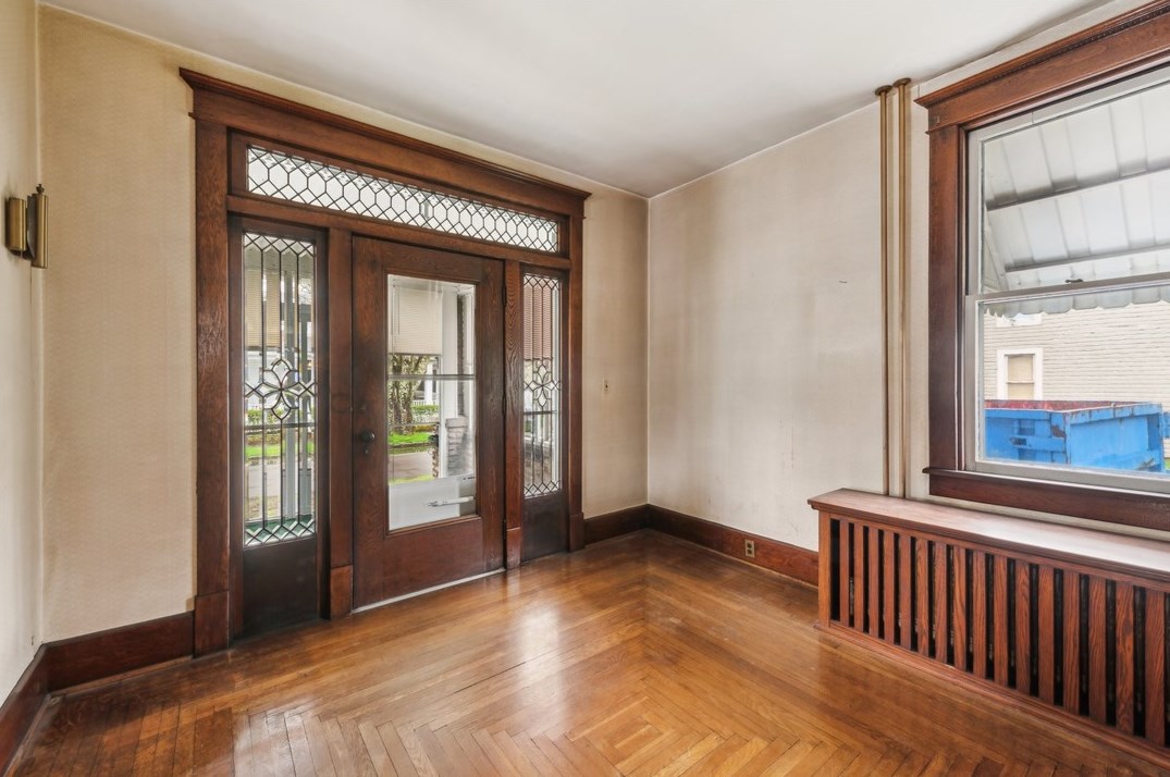 423 Sterner St, Listonburg, PA 15424
