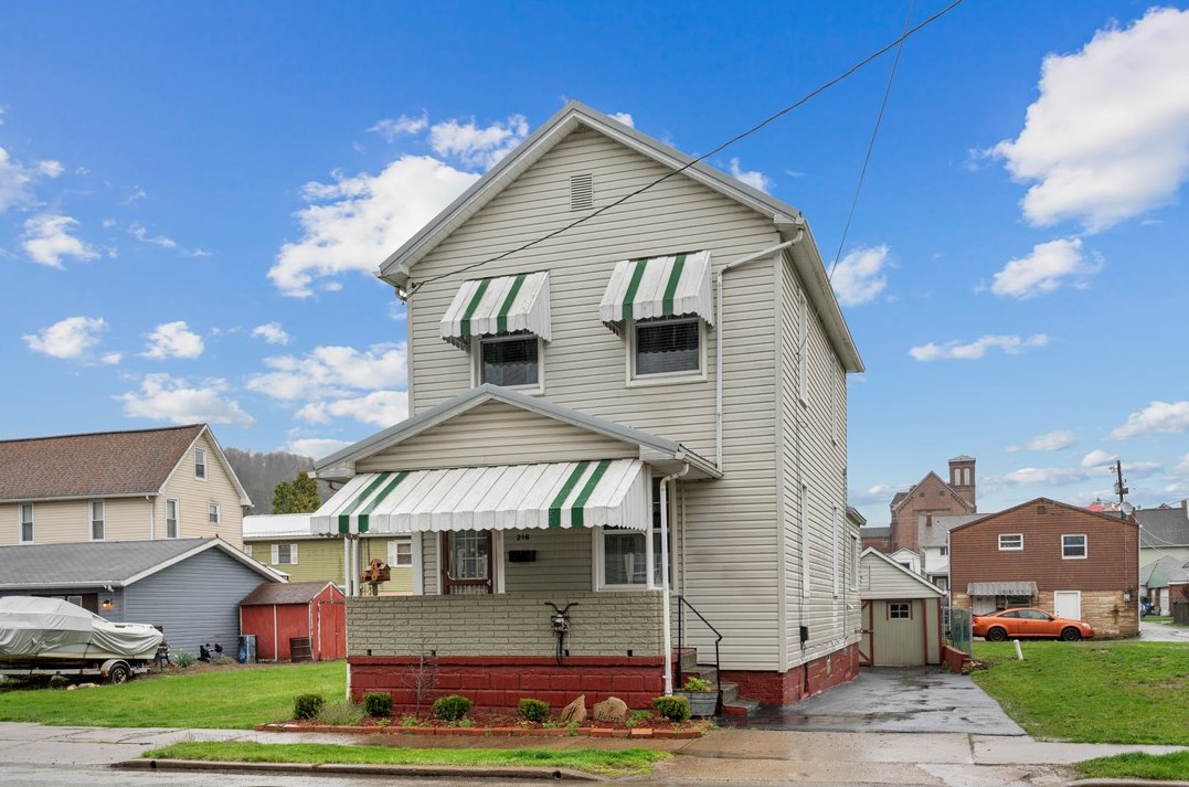216 2nd St, Freeport, PA 16229