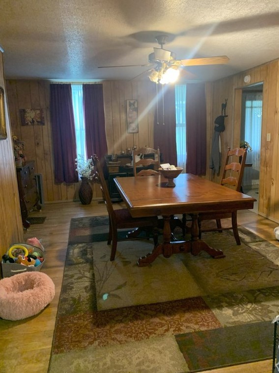 438 Pne St, Hookstown PA 15050-1336 exterior