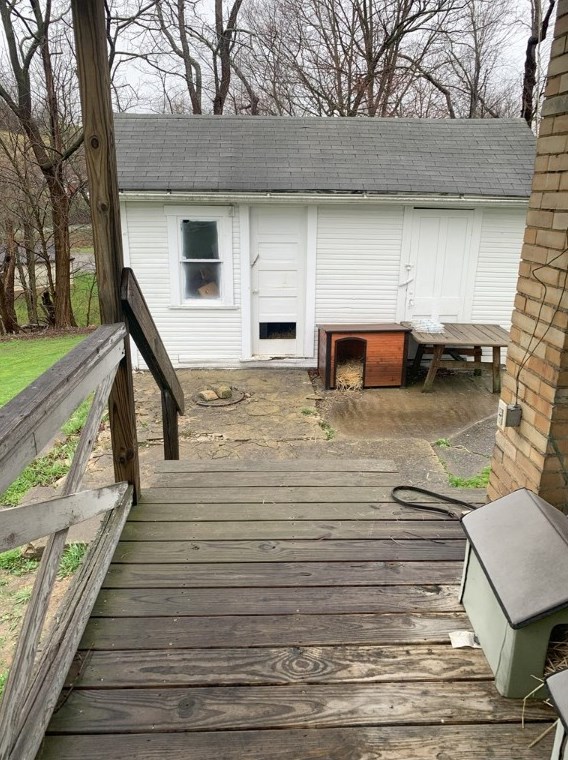 438 Pne St, Hookstown PA 15050-1336 exterior