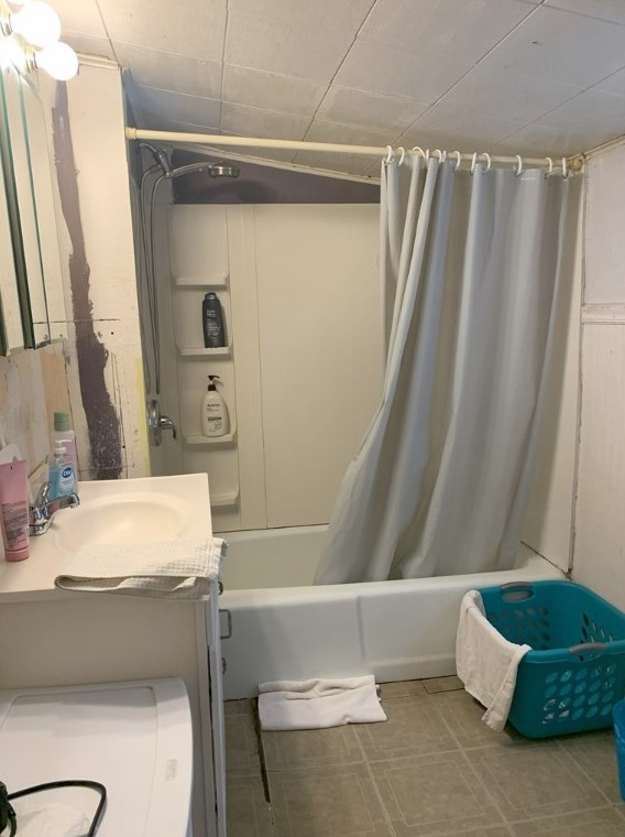 438 Pne St, Hookstown PA 15050-1336 exterior