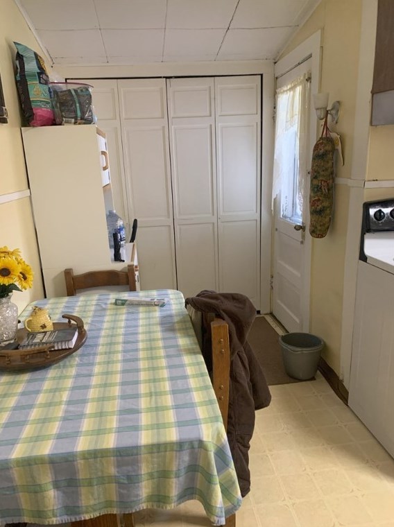 438 Pne St, Hookstown PA 15050-1336 exterior