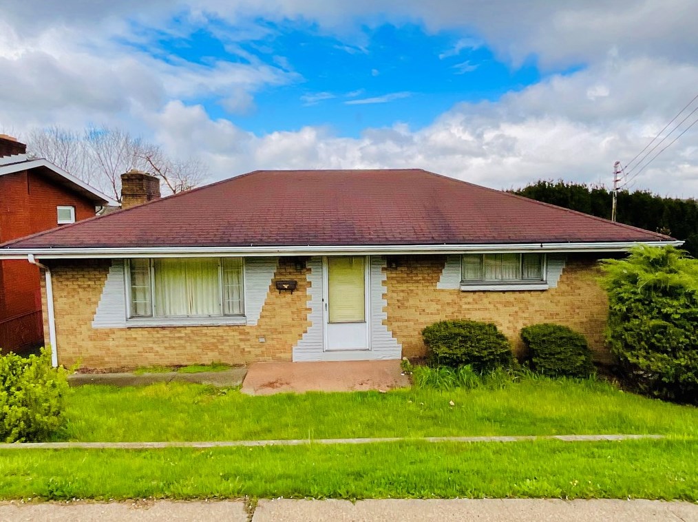 1010 Minnesota Ave, Glassport, PA 15045