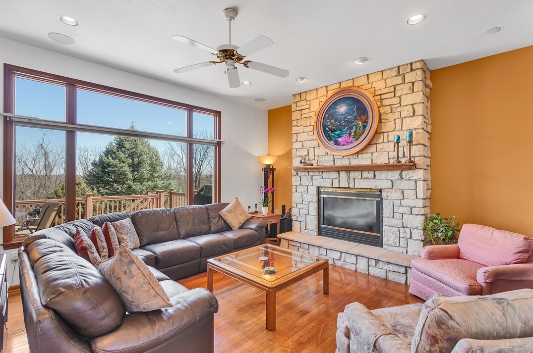 1030 Lexington Dr, Export PA 15632-9022 exterior