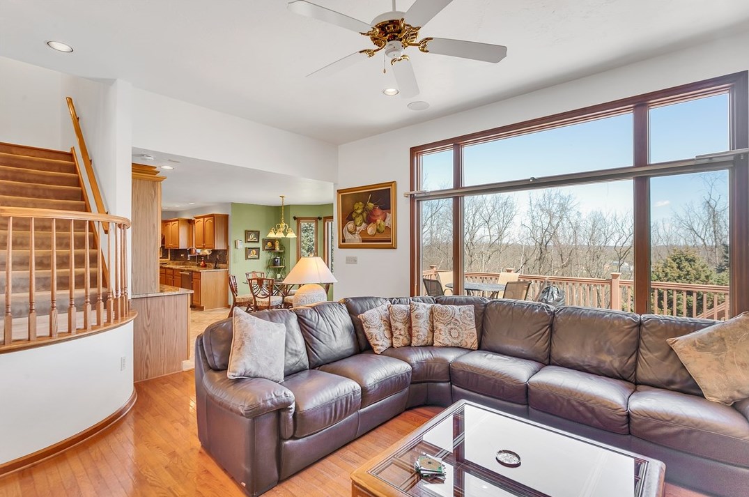 1030 Lexington Dr, Export PA 15632-9022 exterior