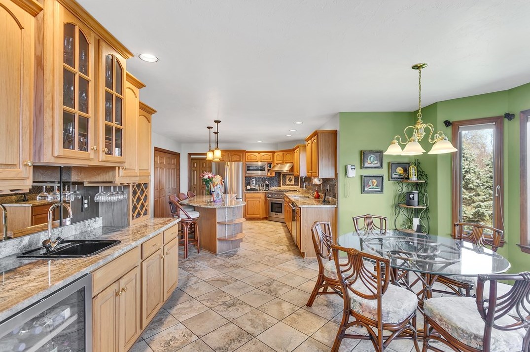 1030 Lexington Dr, Export PA 15632-9022 exterior