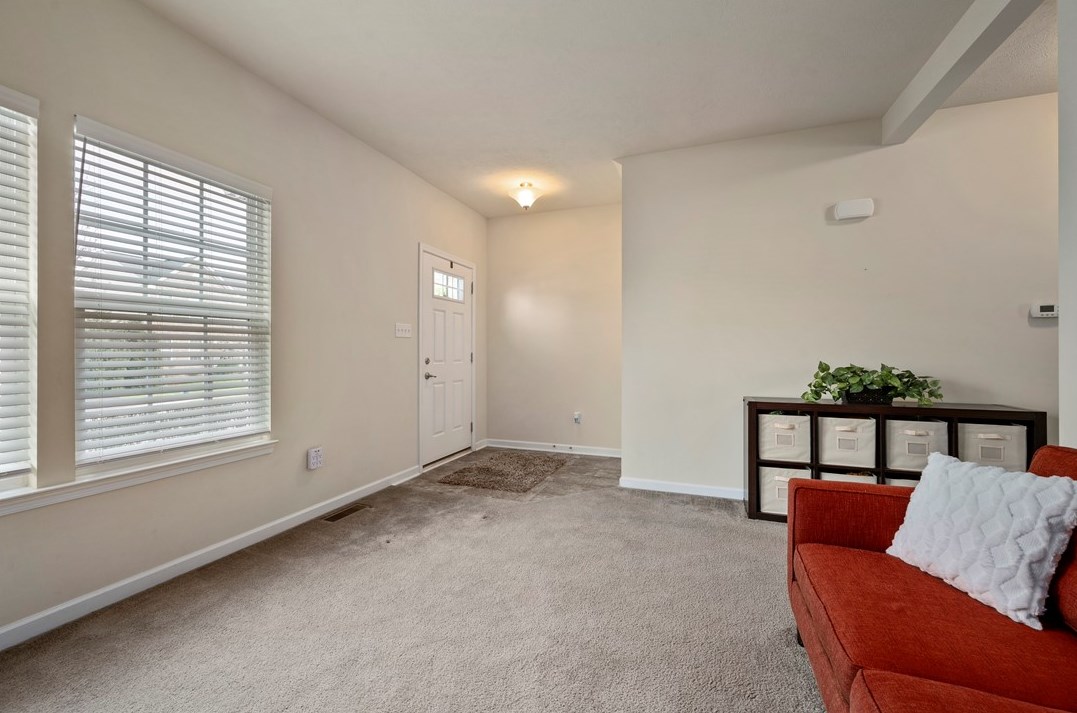 209 Heritage Dr, Noblestown, PA 15071-3771