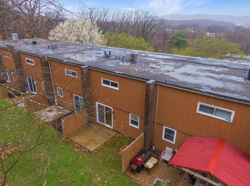 128 Rivermont Ct, Cheswick PA  15024-1024 exterior