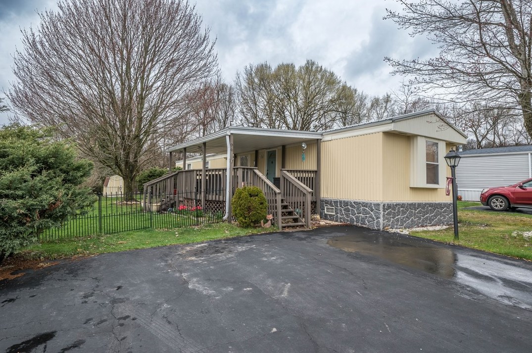 96 Grace Ln, Mc Donald, PA 15057