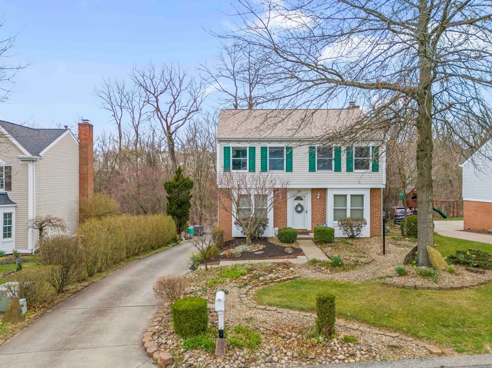 28 Pacers Ridge Dr North, Canonsburg, PA 15317