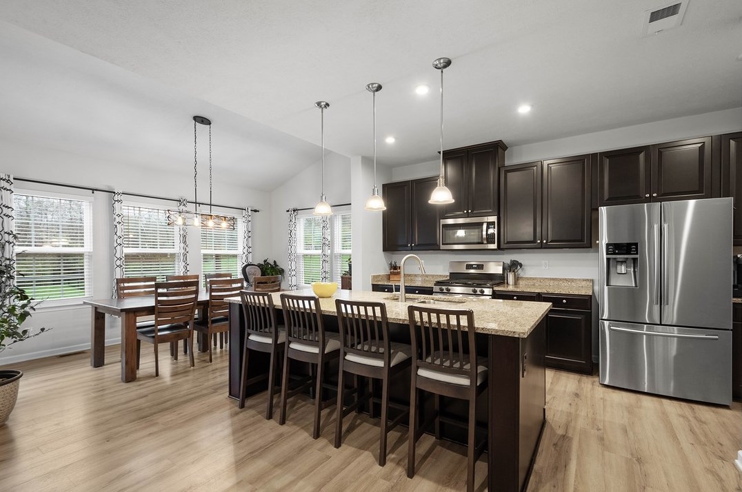 224 Saddle Ridge Dr, Noblestown, PA 15071-3720