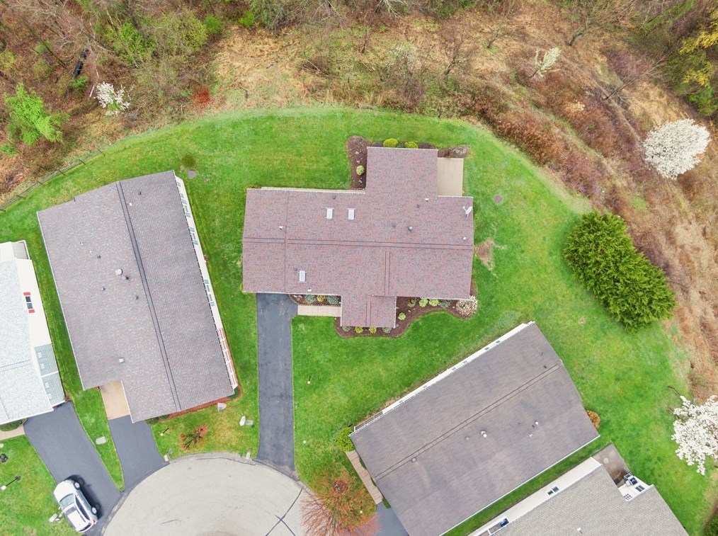 39391 Montour Ct, Pittsburgh, PA 15239-2379