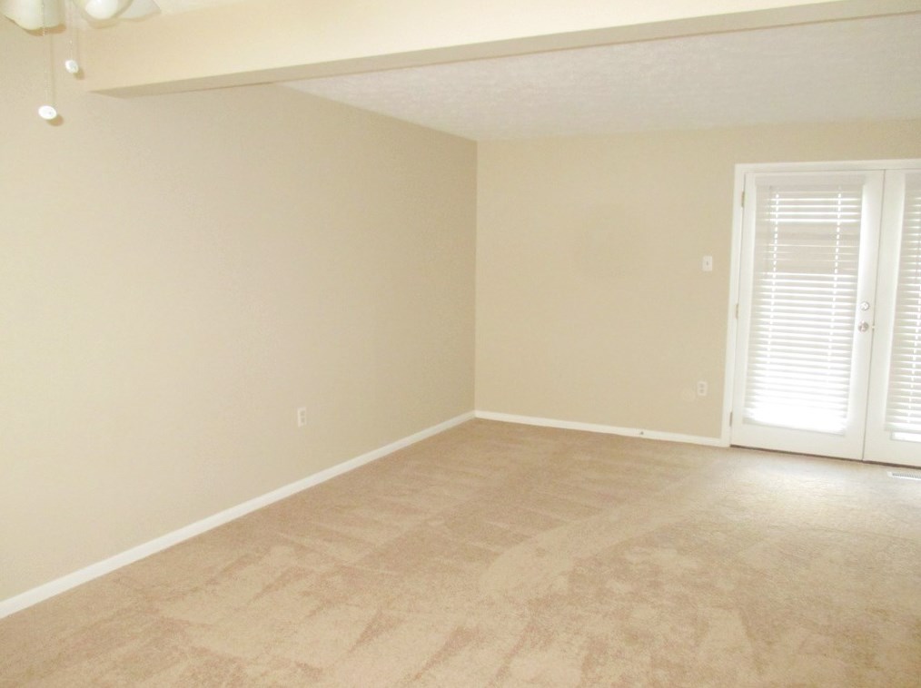 116 Palace Ct, Pittsburgh PA  15227-4300 exterior