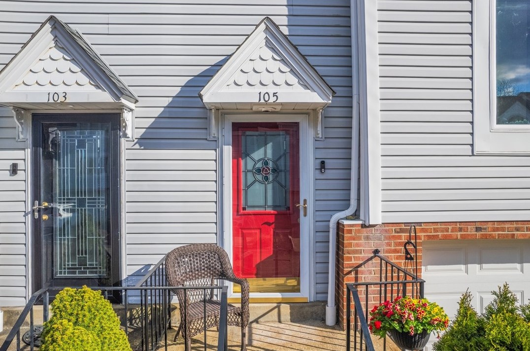 105 Abbey Ln, Pittsburgh, PA 15236-1671