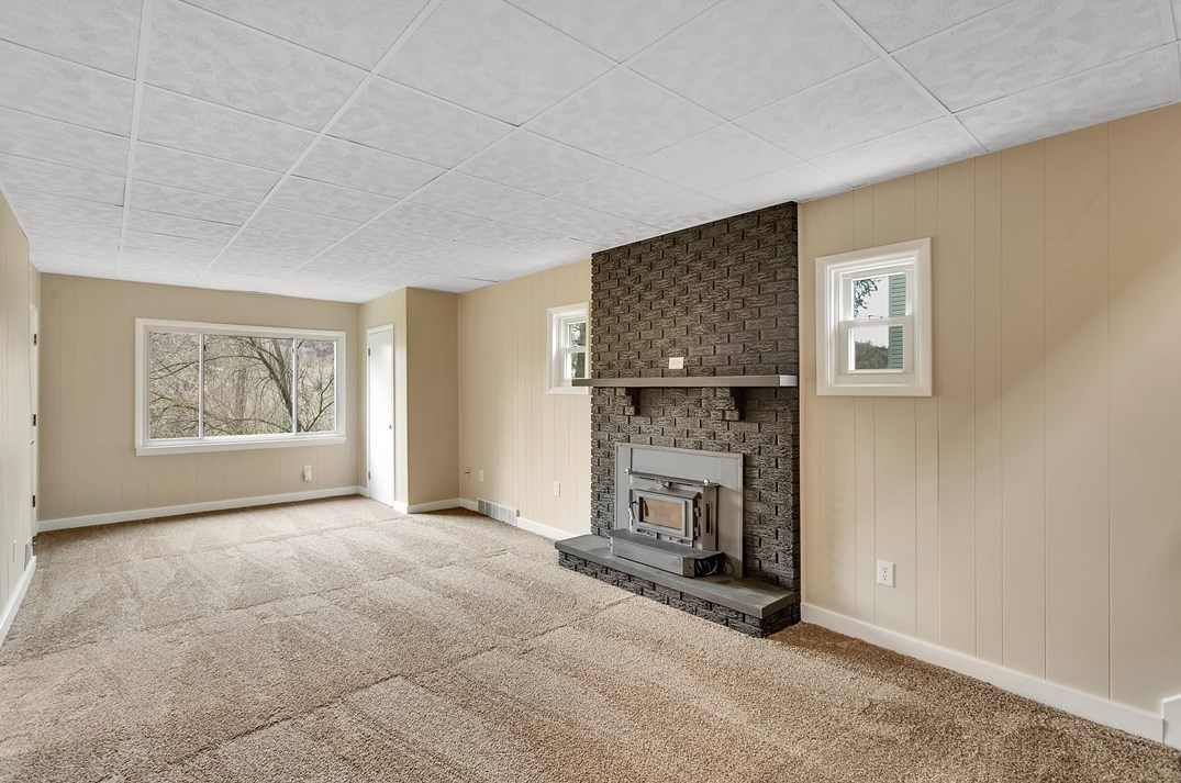 7 Short St, New Kensington PA  15068-2036 exterior