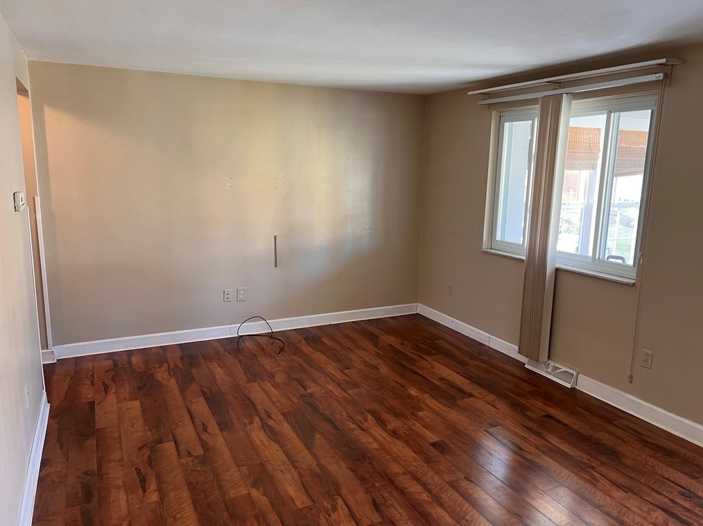 1411 Kinmount St, Pittsburgh, PA 15205