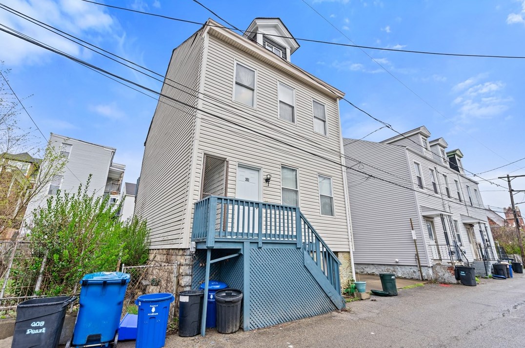 351 Garnet Way, Pittsburgh, PA 15224-2005