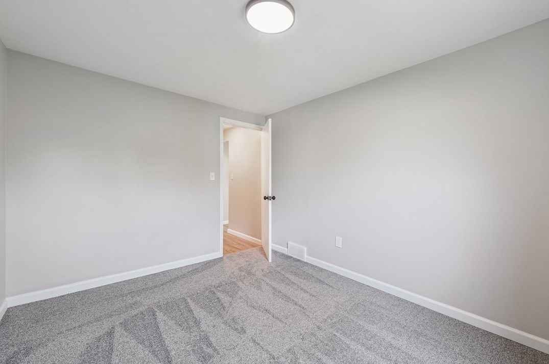 410 Locust St, West Newton PA  15089-1015 exterior