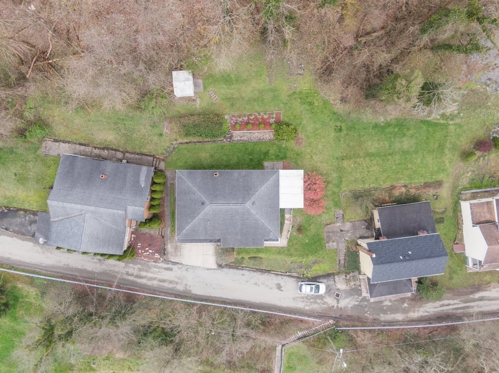 242 N 5th St, West Newton, PA 15089