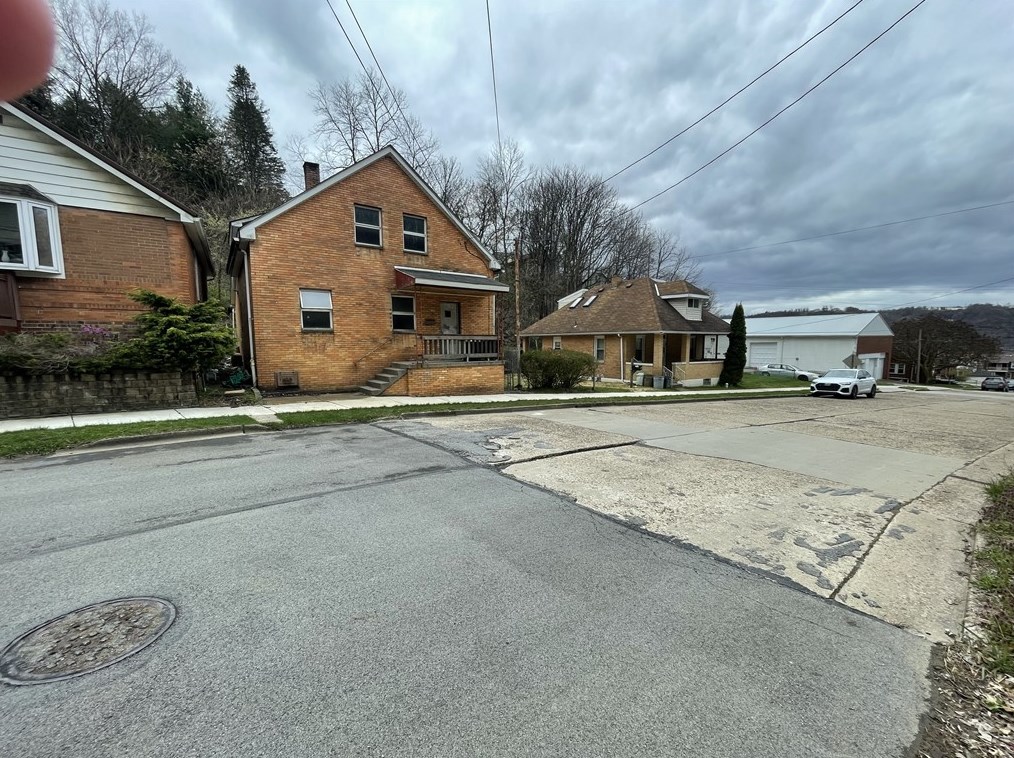 1012 8th, Ambridge, PA 15003