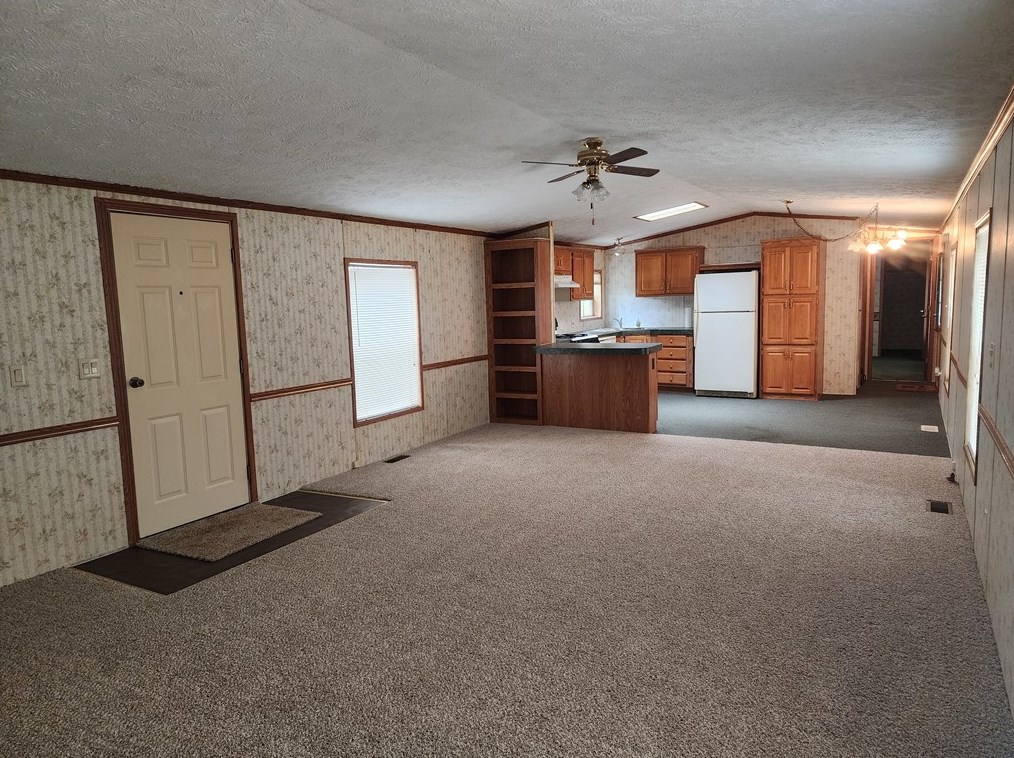 402 Forrest Hill Rd, Industry, PA 15052-2011
