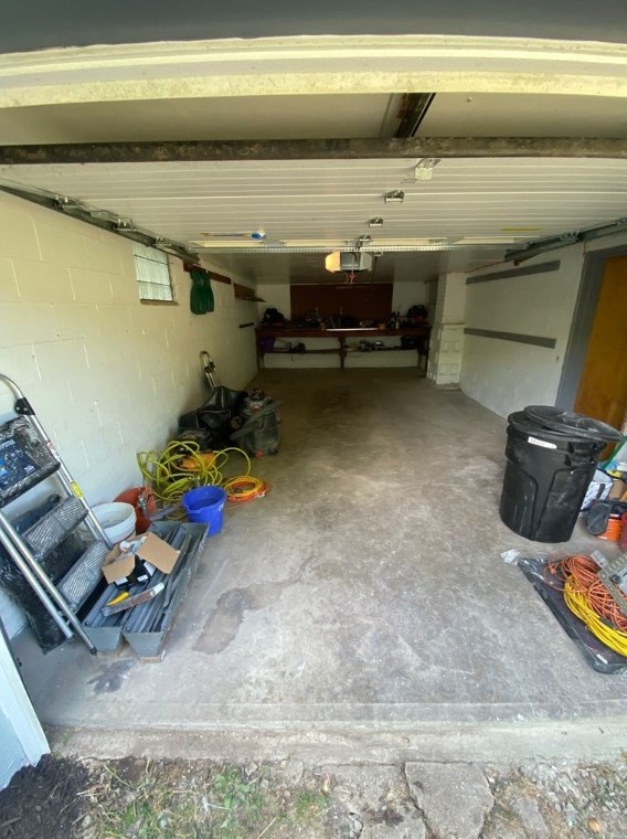 986 Old Coal Hollow Rd, Verona PA  15147-1831 exterior