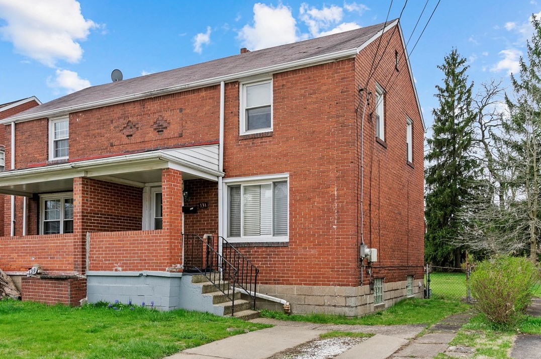 131 Orris St, Whitaker, PA 15120