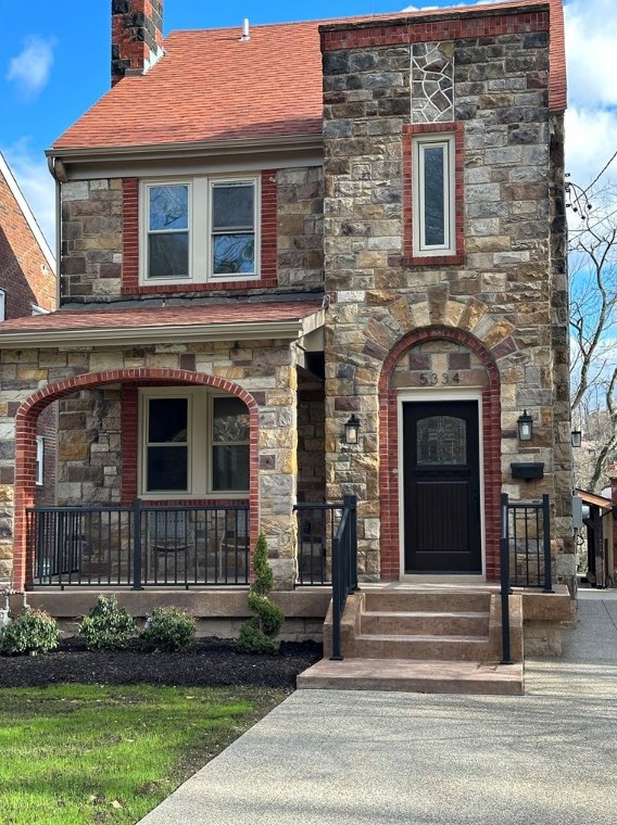 5334 Pocusset St, Pittsburgh, PA 15217-1909