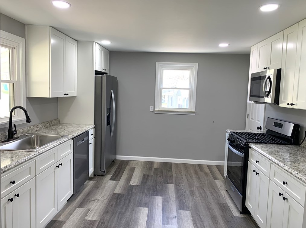 220 Center St, Beaver Falls, PA 15010