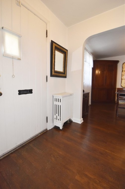 24 Brucewood Dr, Pittsburgh, PA 15228-2113