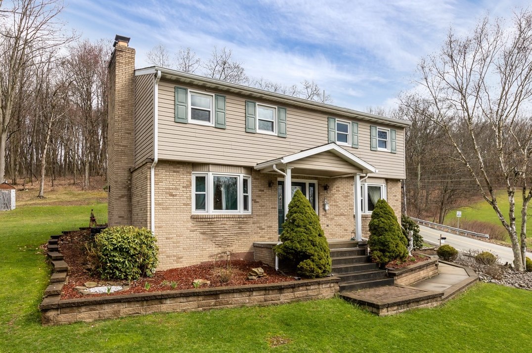 2807 Russellton Airport Rd, Tarentum, PA 15084-2710