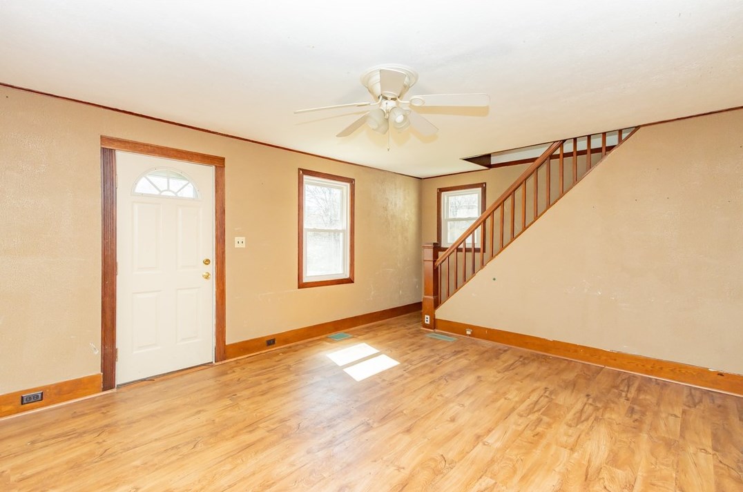 1134 Overlook Dr, Vandergrift PA  15690-6131 exterior