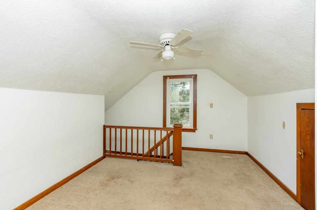 1134 Overlook Dr, Vandergrift PA  15690-6131 exterior