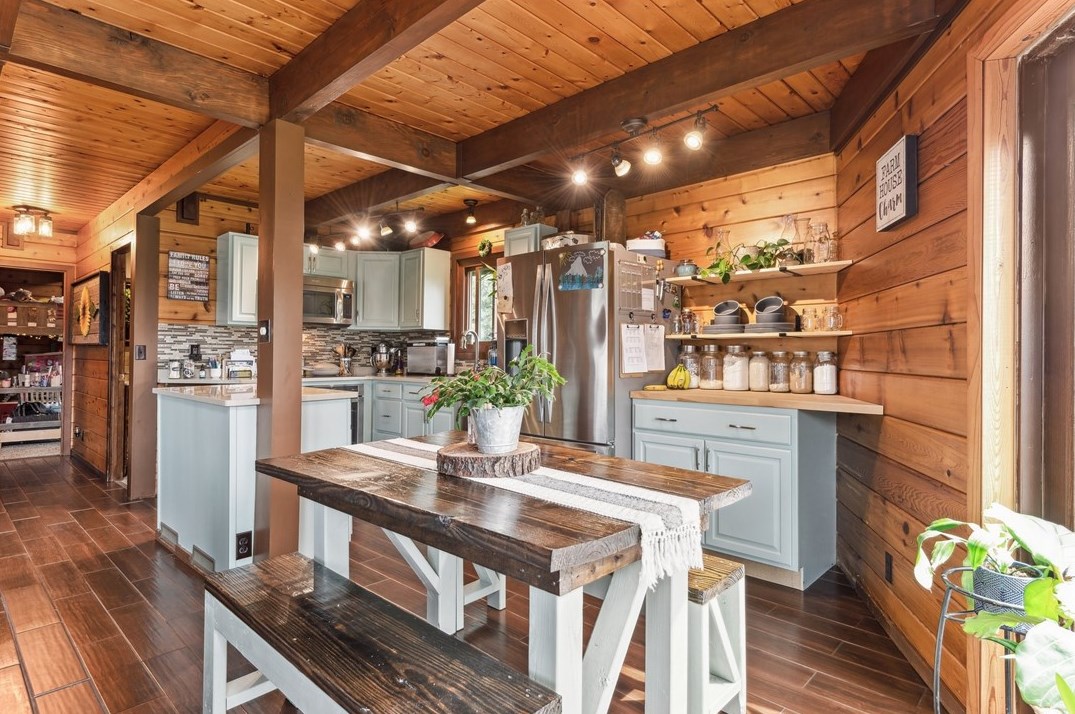 647 Bells Mills Rd, West Newton PA  15089-1842 exterior