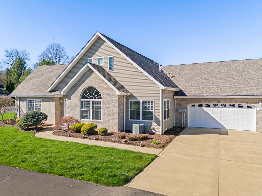 1030 Waterford Ct E North, Canonsburg, PA 15317