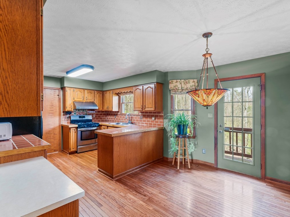 118 Holland Dr, Butler PA  16002-7564 exterior