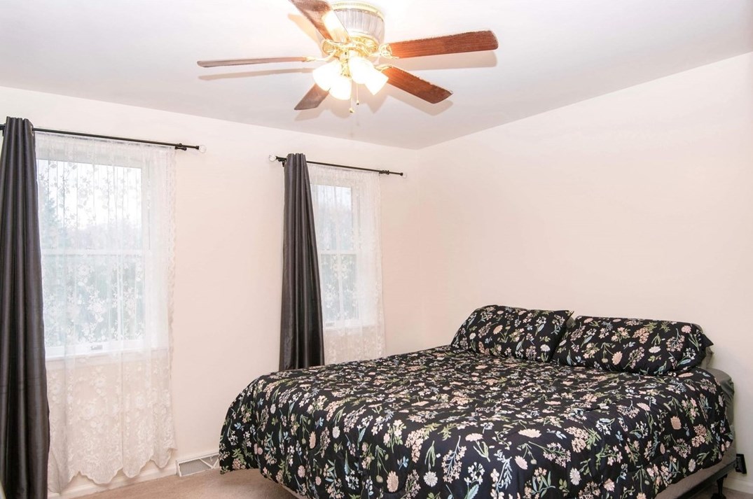 102 Lawrence Ave, Butler PA 16001-2822 exterior