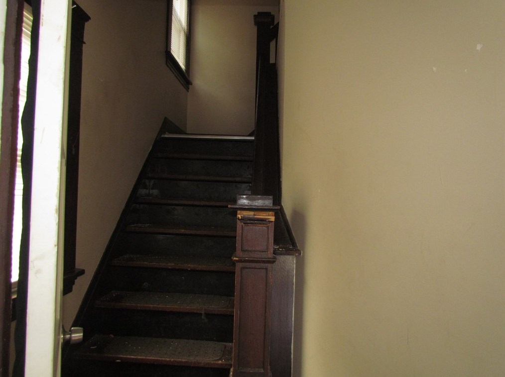 410 Cedar Ave, Hermitage PA  16146-2612 exterior