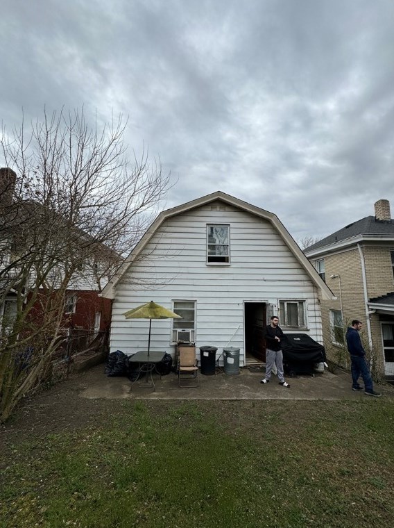 1337 Methyl St, Pittsburgh, PA 15216